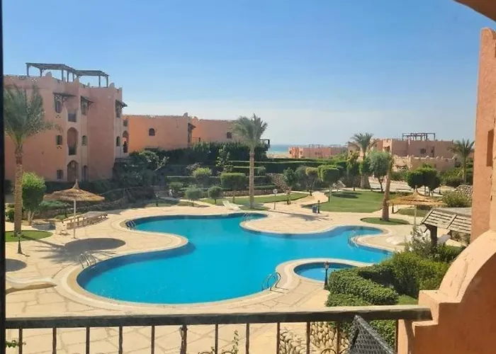Cosy La Hacienda Sea & Pool View Apartment *